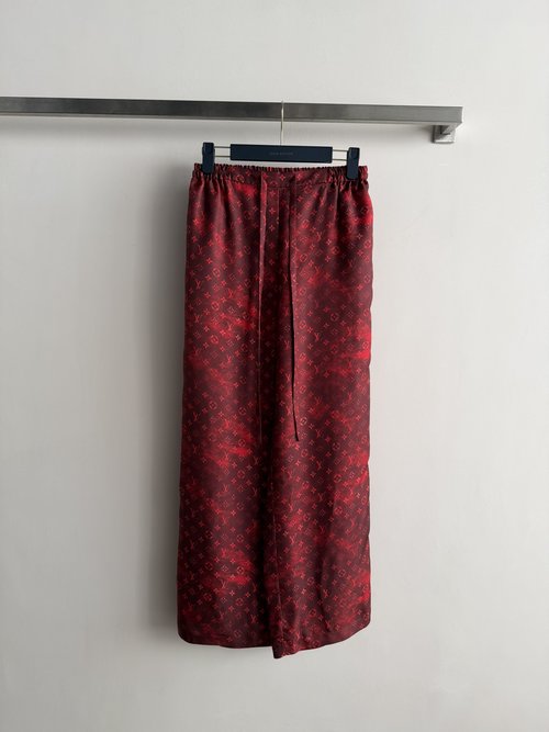 Louis Vuitton Drawstring Straight Silk Trousers, Exuding High-End Fashion