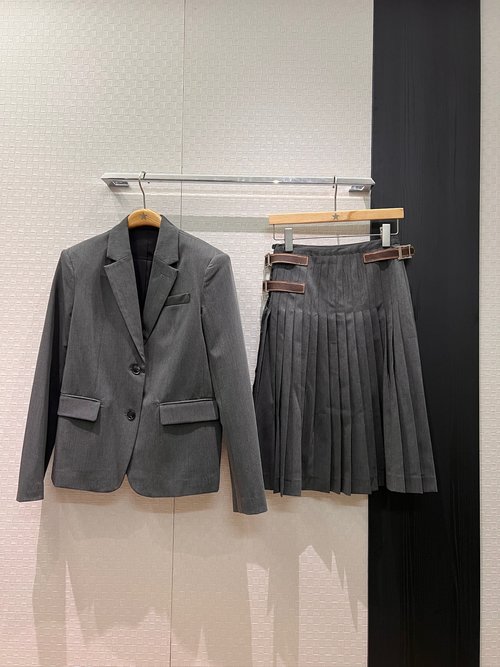 Miu Miu Sophisticated Gray Suit with Irregular Skirt