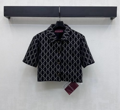 Gucci Short-Sleeve Studded Blazer with Logo-Encrusted Buttons