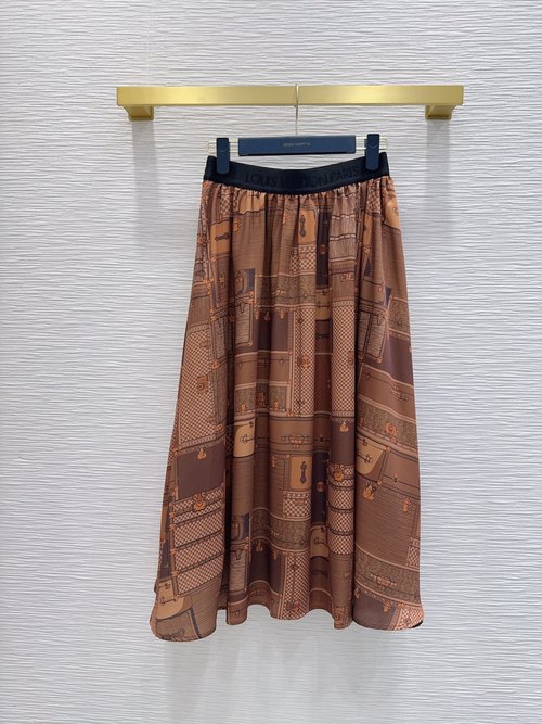 Louis Vuitton Luxurious Silk Half - Skirt with Digital Thermal Transfer Printing