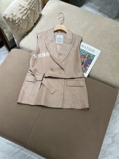 Brunello Cucinelli Sparkling Gold Thread Twill Linen Waistcoat in Ash Rose