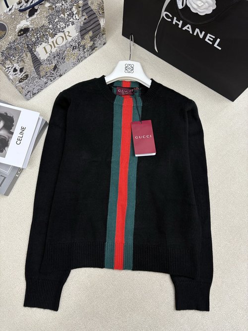 Gucci Knit Round-neck Pullover with Classic Red-green Webbing Jacquard