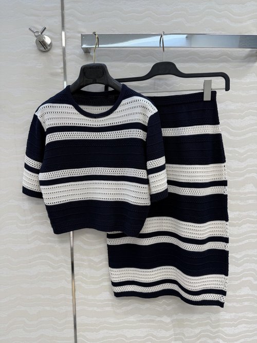 Polo Ralph Lauren High-end Original Navy Striped Dress with Smart Design