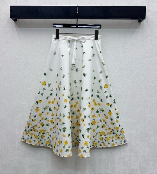 Dior A - line All - Cotton Floral Skirt for Sweet Style