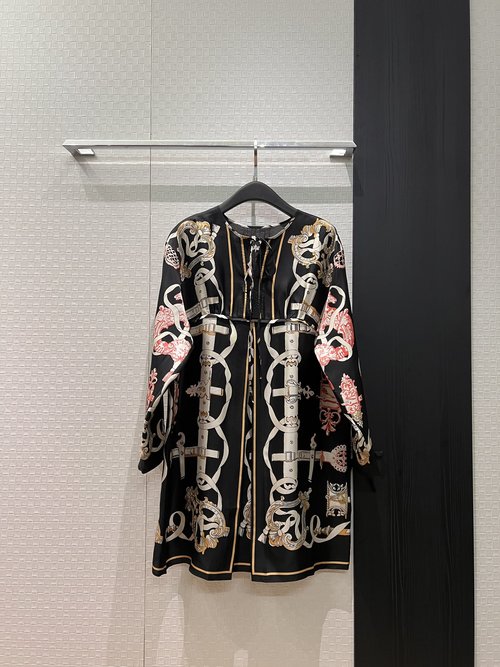 Hermes Classic Silk Sleeveless Dress with Round Neck & Tassel Decoration