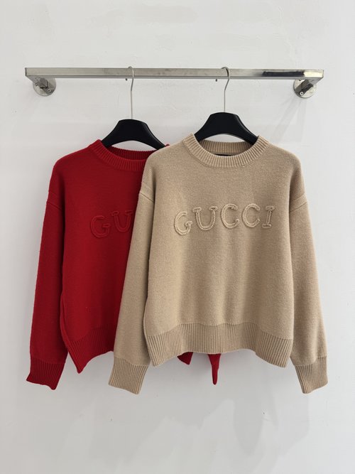 Gucci Spring Round-Neck Loose Knit Top