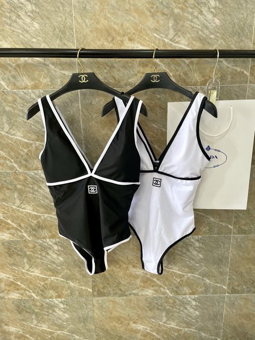 Chanel One-Piece Breathable Quick-Drying Swimsuit