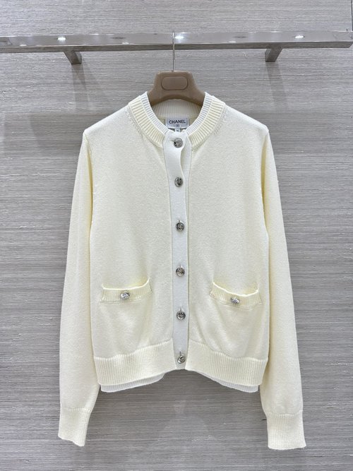 Chanel Classic Tweed - look Cardigan with Metal Buckles