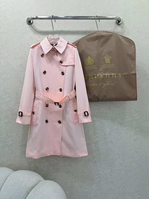 Burberry Stylish Kensington Trench Coat from Five - Row Button Series