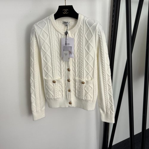 Chanel Tweed - style Cardigan with Single - row Buttons and Round Neck, Graceful