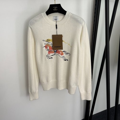 Burberry Distinguished War Horse Knight Pattern Long-Sleeve Wool Knit Sweater in White, Red and Navy