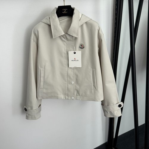 Moncler Embroidered Badge Turn-down Collar Hooded Windbreaker