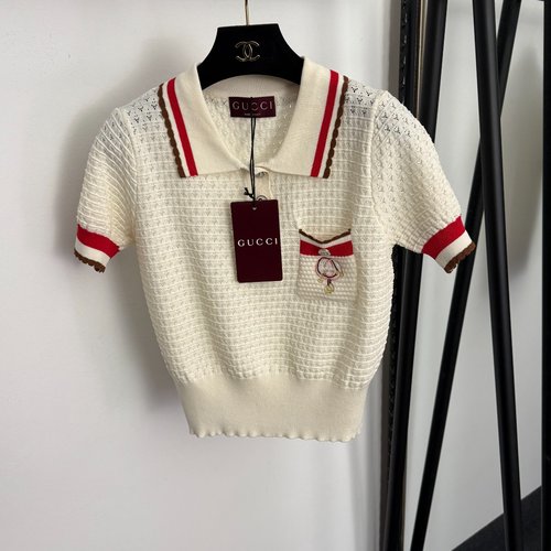 Gucci Embroidered Pocket Polo Neck GG Hollow Sleeveless Knit Top in Beige and Navy