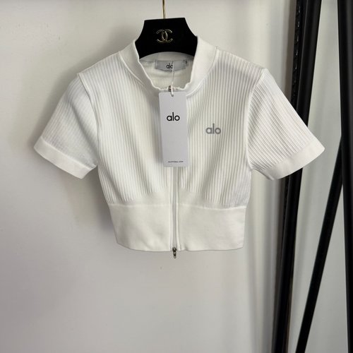 Loewe Reflective Logo Short-Sleeved Zip-Up Jacket in Three Colors