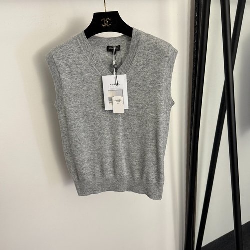 Chanel Gray, Green & Red V-Neck Wool Knit Sleeveless Vest