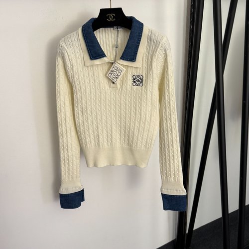 Loewe Logo Embroidery Denim-Trimmed Lapel Knit Sweater in Beige & Gray