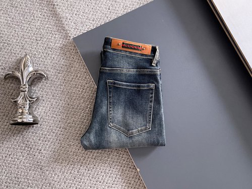 Gucci High-Elasticity Comfortable Jeans with Brand Elements