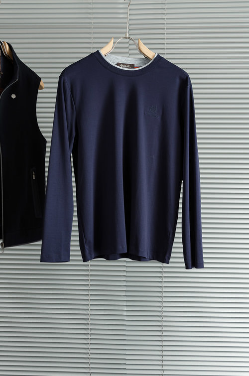 Loro Piana Solid Color Long Sleeve Round Neck T-Shirt