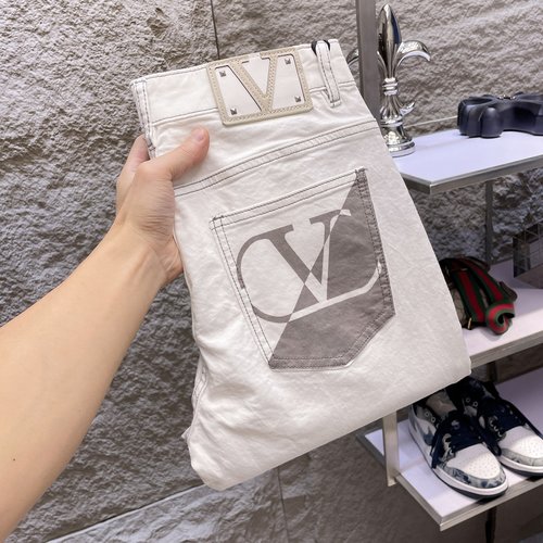 Valentino Premium Jeans with High - Elastic & Breathable Fabric