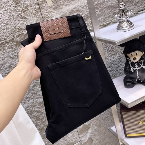 Fendi High-elastic Jeans with Premium Wash and Great Fit