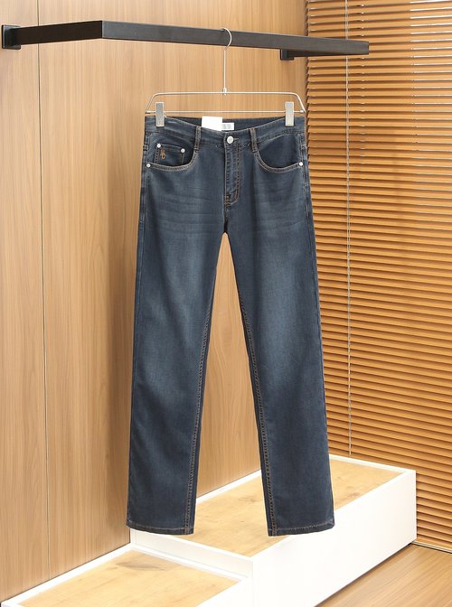 Loro Piana Premium Jeans with Exquisite Details