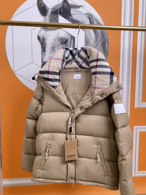 Burberry Detachable Sleeve Hooded Down Jacket with Check Lining
