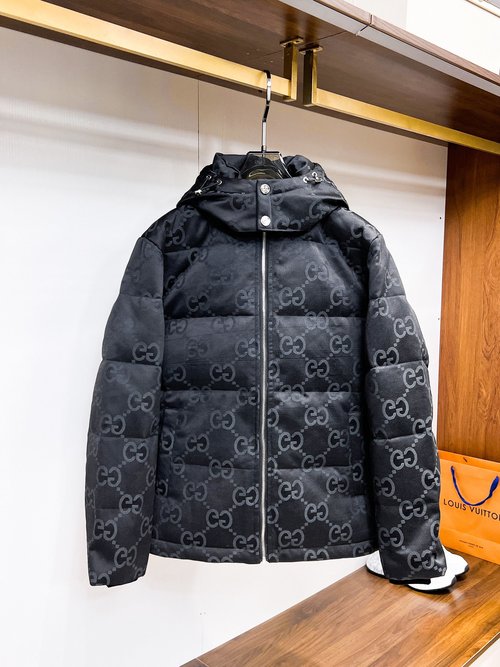 Gucci Premium 90-Down Jacket with Logo & Colorful Design
