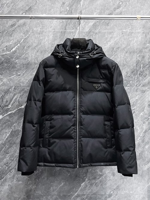 Prada 90 Down-Filled Logo Design Warm & Lightweight Jacket
