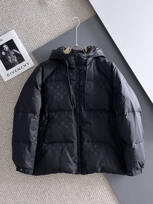 Louis Vuitton Premium 90% Down Jacket with Logo and Good Warmth