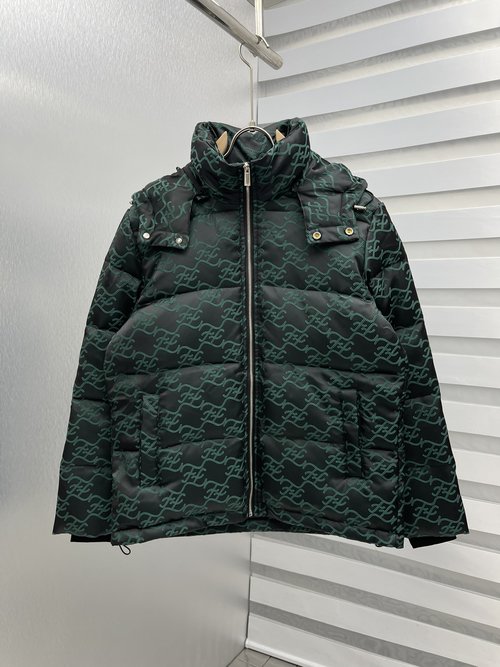Fendi 90% Down Jacket with Colorful Design and Good Warmth