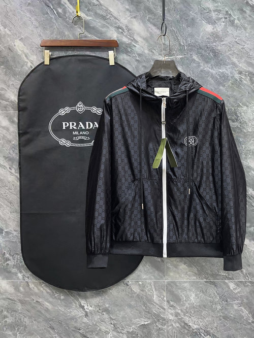 Gucci Pre-sale Jacket with High Comfort and Good Fit