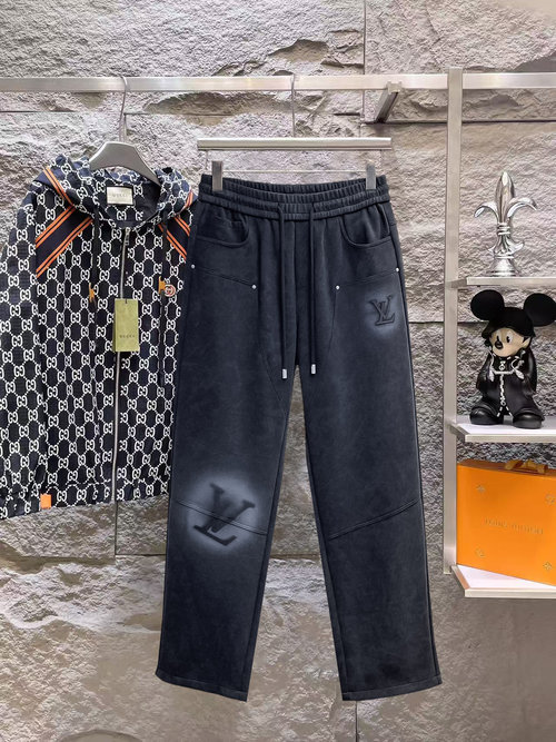 Louis Vuitton Returnable New Leisure Pants with Classic Logo