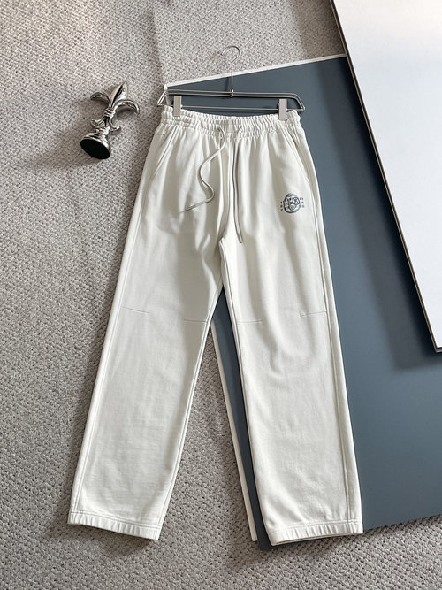 Maison Margiela New Casual Pants with Classic Logo and Great Comfort