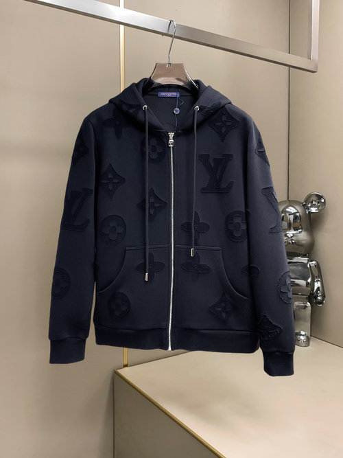 Louis Vuitton Luxury Replica Jacket Boasting Exquisite Details and a Soft Touch
