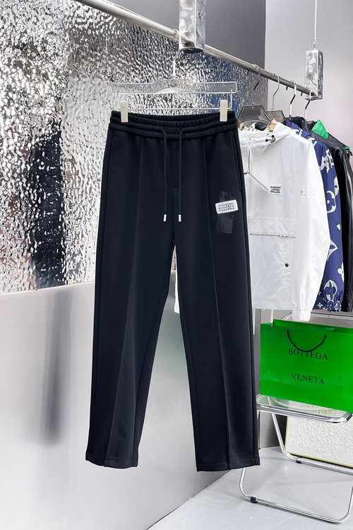 Maison Margiela New Arrival Casual Pants with High Visibility and Comfort