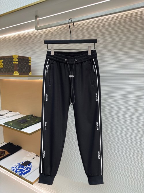 Moncler Classic Logo Casual Pants with Good Comfort