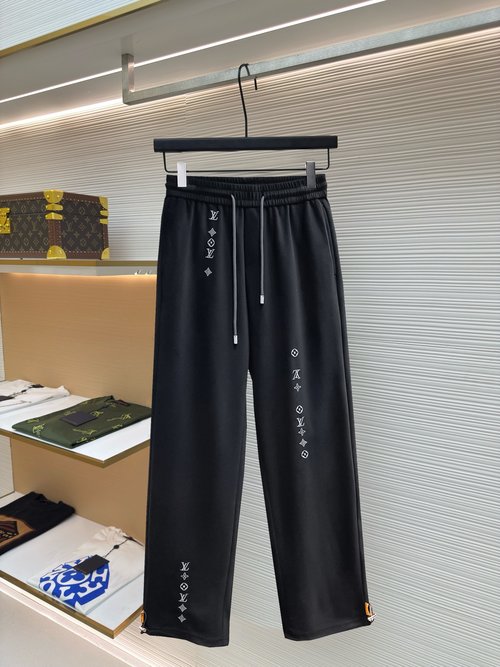 Louis Vuitton New Arrival Casual Pants with High Comfort