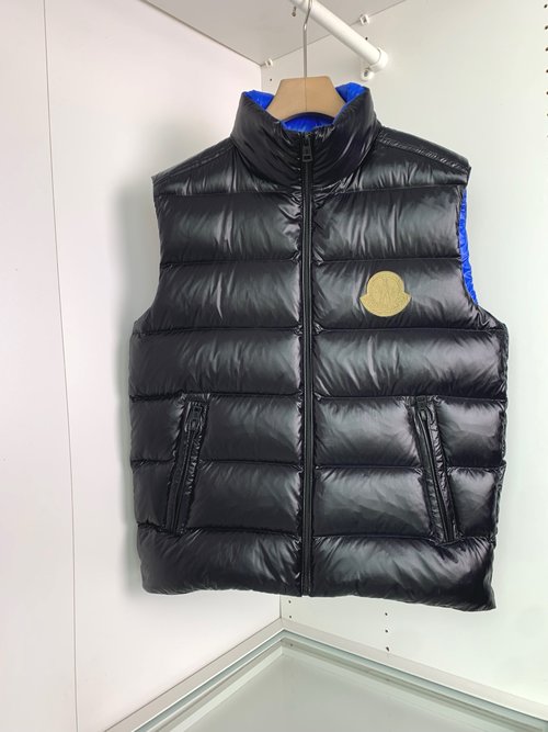 Alexander Wang Street Fashion Quilted Vest with Elegant Shine