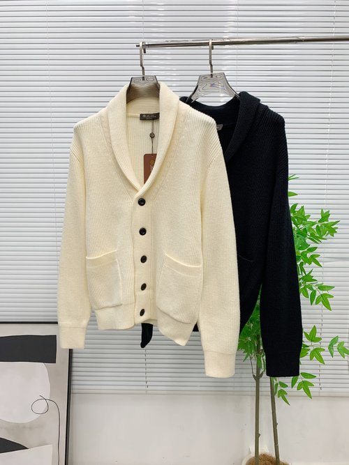 Loro Piana High-Quality Wool Blend Knit Sweater Adorned with Logo