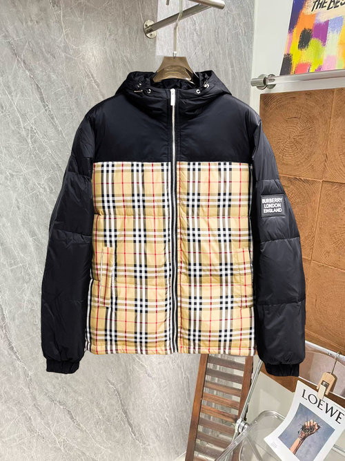 Burberry Premium 90 Down Jacket with Logo & Colorful Design