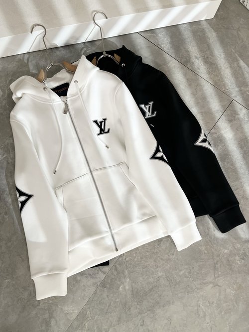 Louis Vuitton Trendy Long-sleeved Sweatshirt with Embroidered Logo