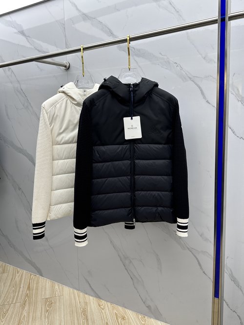 Moncler Fashionable Knit-Spliced Down Jacket