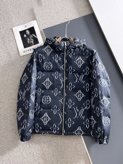 Louis Vuitton Premium 90% Down Jacket with Logo and Color
