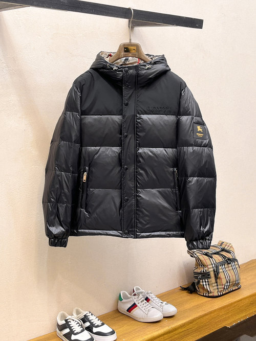 Burberry Premium Down Jacket with Classic Logo and Color Block
