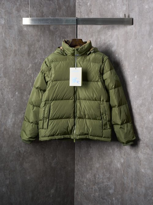 Burberry Detachable Sleeve Down Jacket in Green Color