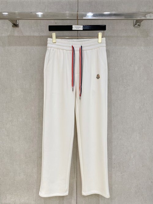 Moncler Warm and Stylish Straight-leg Casual Pants