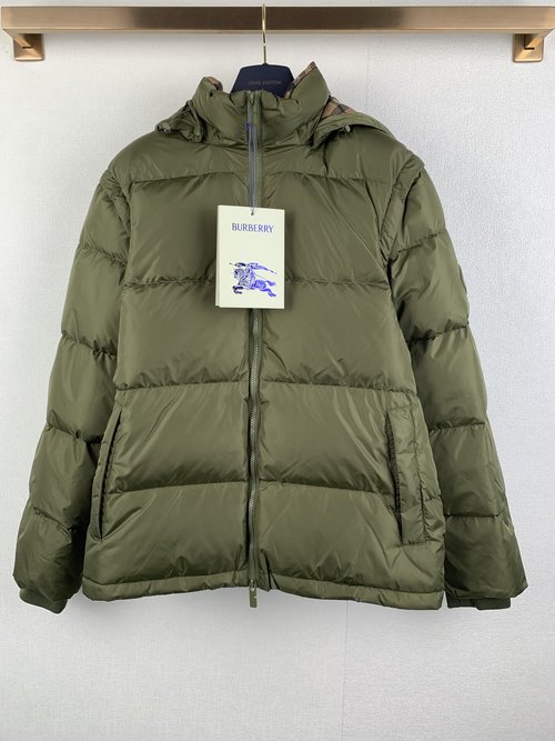 Burberry Detachable Sleeve Down Jacket with 90% Goose Down