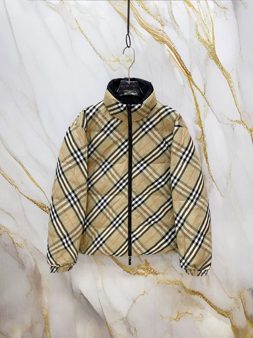 Burberry Double-Sided Stand Collar Padded Overcoat