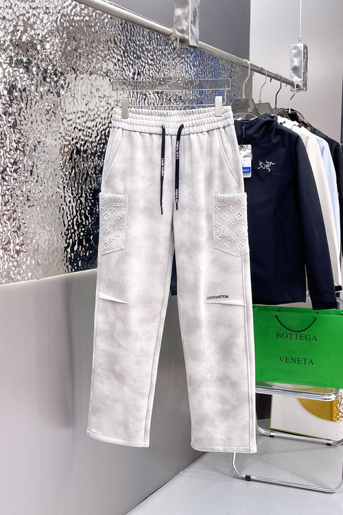 Louis Vuitton New Arrival Casual Pants with Custom Fabric and Logo