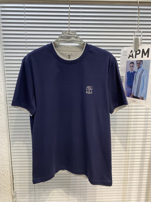 Chanel Classic Round - neck Short - sleeve T - shirt with Details